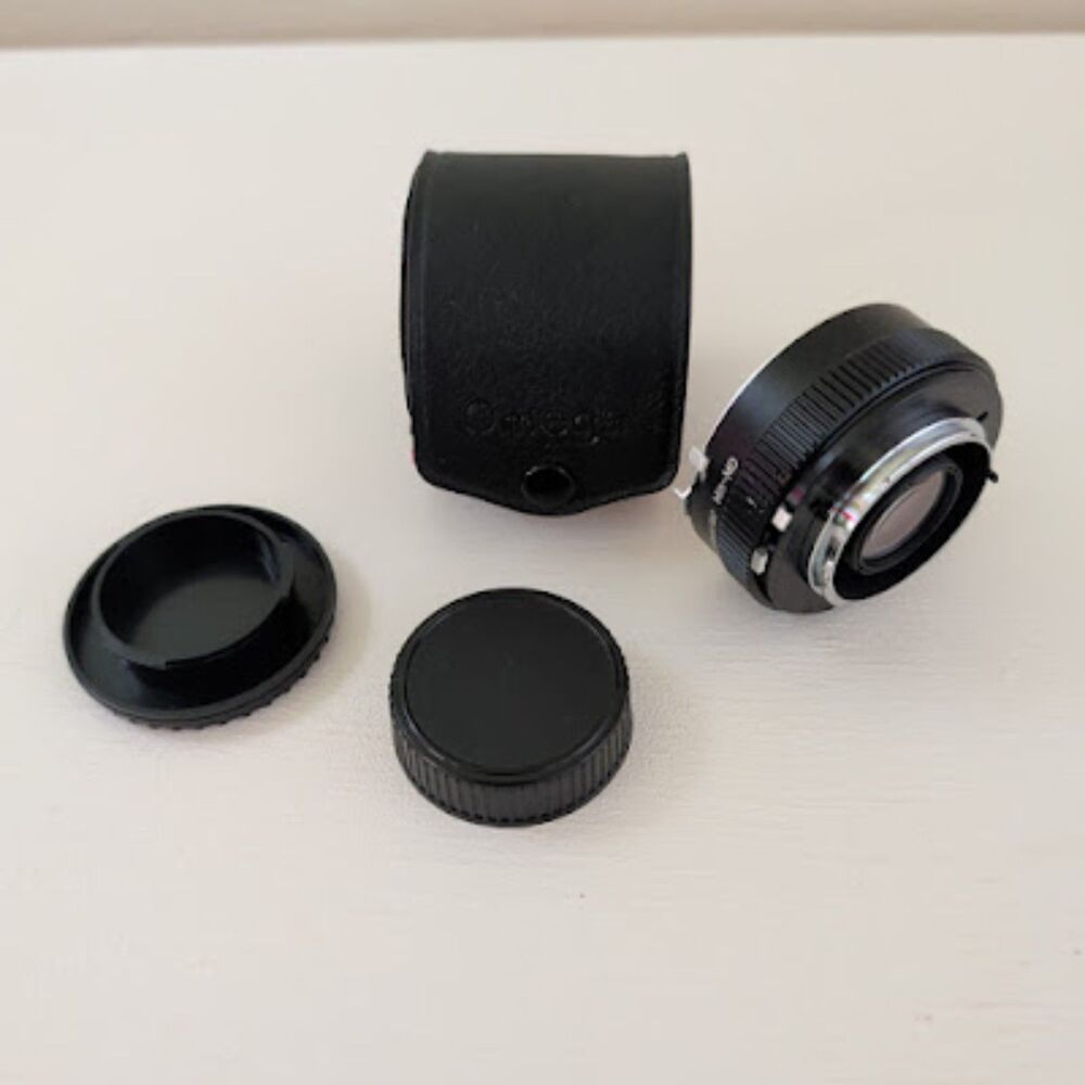 Vintage Omega 2x Auto Teleconverter for Minolta MD/MC - Mint Condition w/ Case